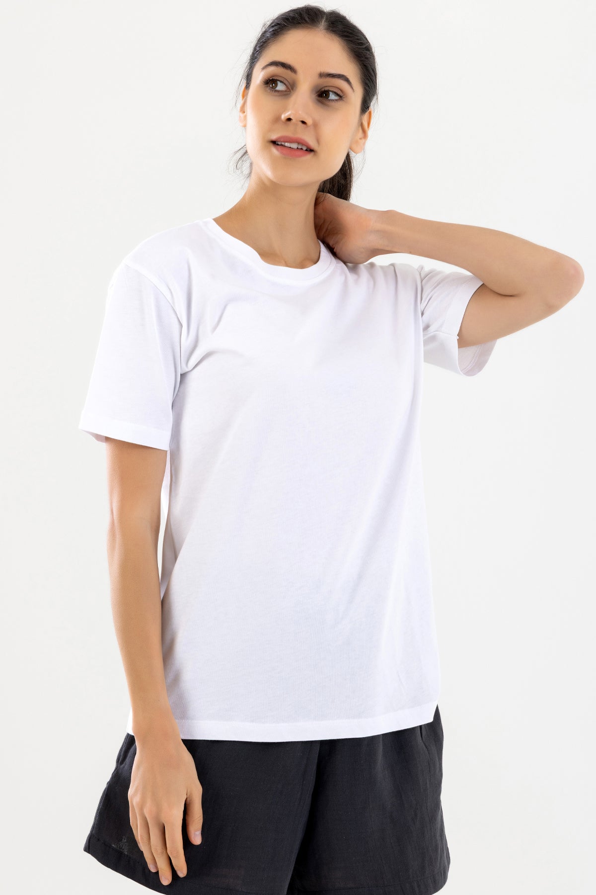 Bisiklet Yaka Kadın Basic Tişört - Beyaz