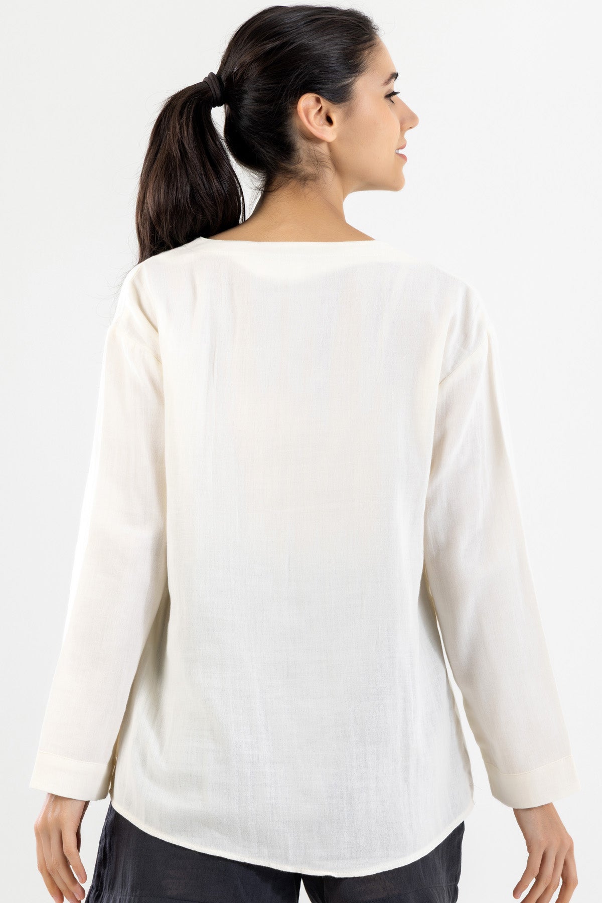 Uzun Kollu Kadın Müslin Gömlek - Krem