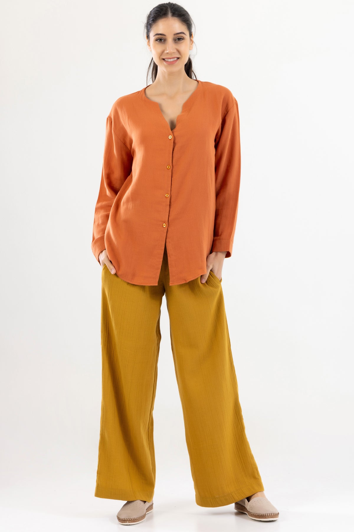 Dökümlü Bol Paça Kadın Müslin Pantolon - Hardal