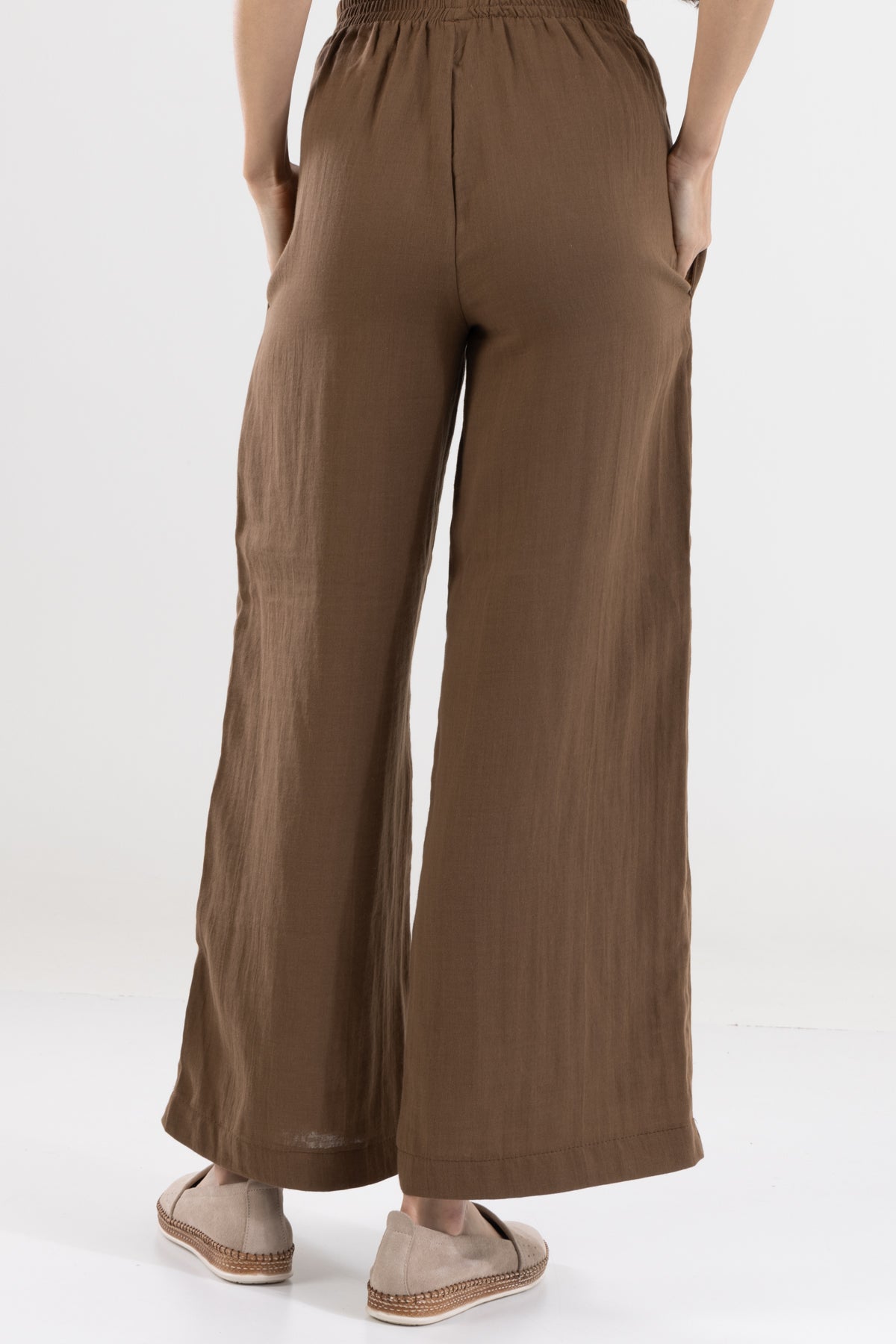 Dökümlü Bol Paça Kadın Müslin Pantolon - Kahverengi